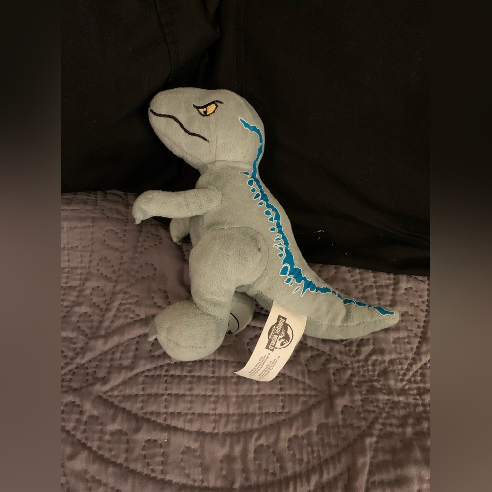 Jurassic World plush bundle - Picture 4 of 15